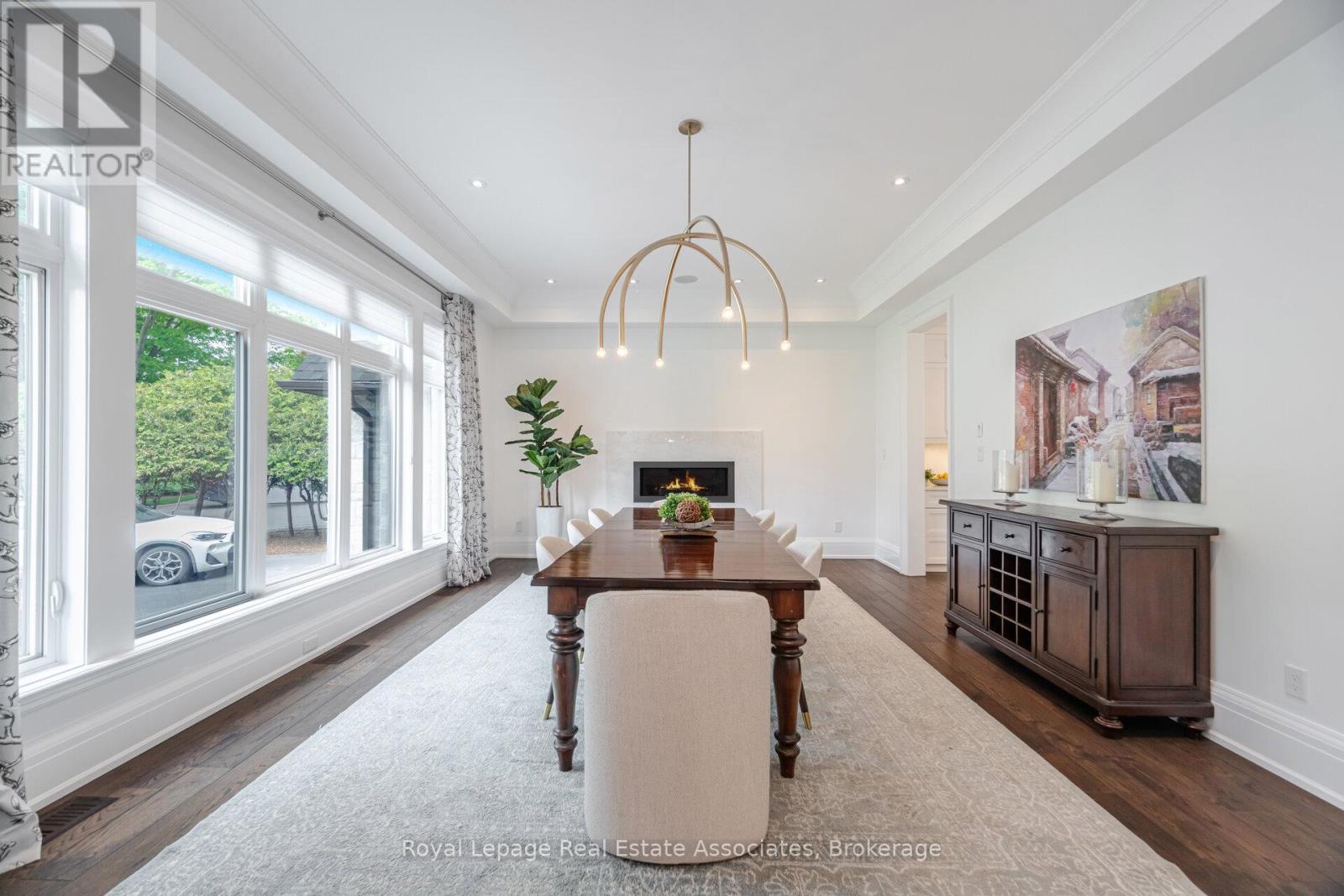 157 Dianne Avenue, Oakville, Ontario  L6J 4G8 - Photo 6 - W12760834