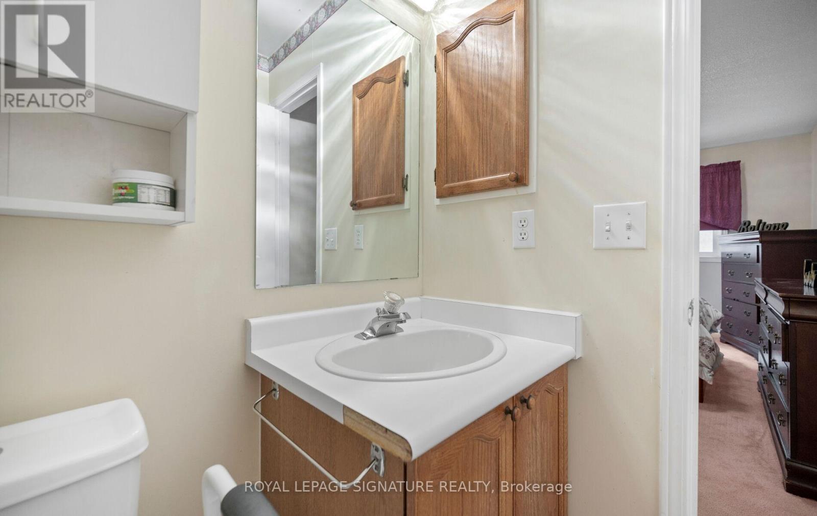 3 Lancewood Crescent, Brampton (Queen Street Corridor), Ontario  L6S 5Y6 - Photo 32 - W12760868