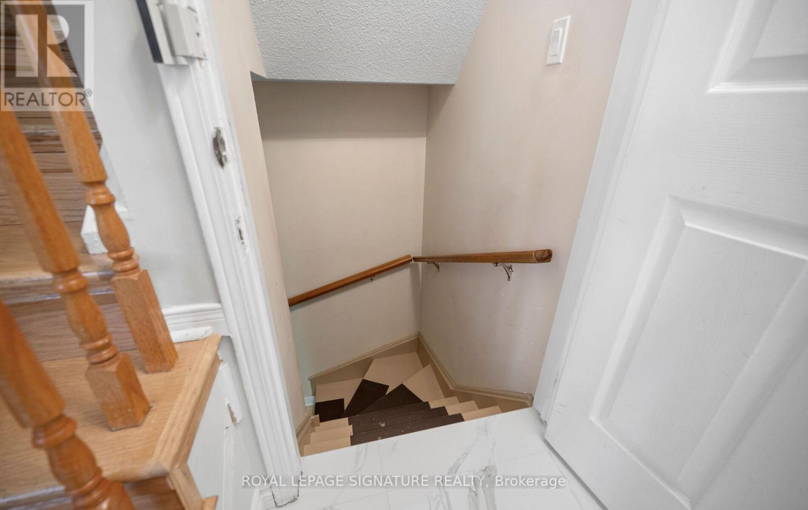 3 Lancewood Crescent, Brampton (Queen Street Corridor), Ontario  L6S 5Y6 - Photo 41 - W12760868