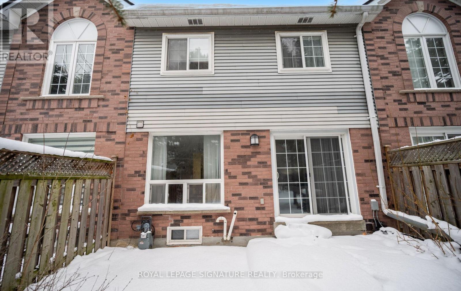 3 Lancewood Crescent, Brampton (Queen Street Corridor), Ontario  L6S 5Y6 - Photo 49 - W12760868