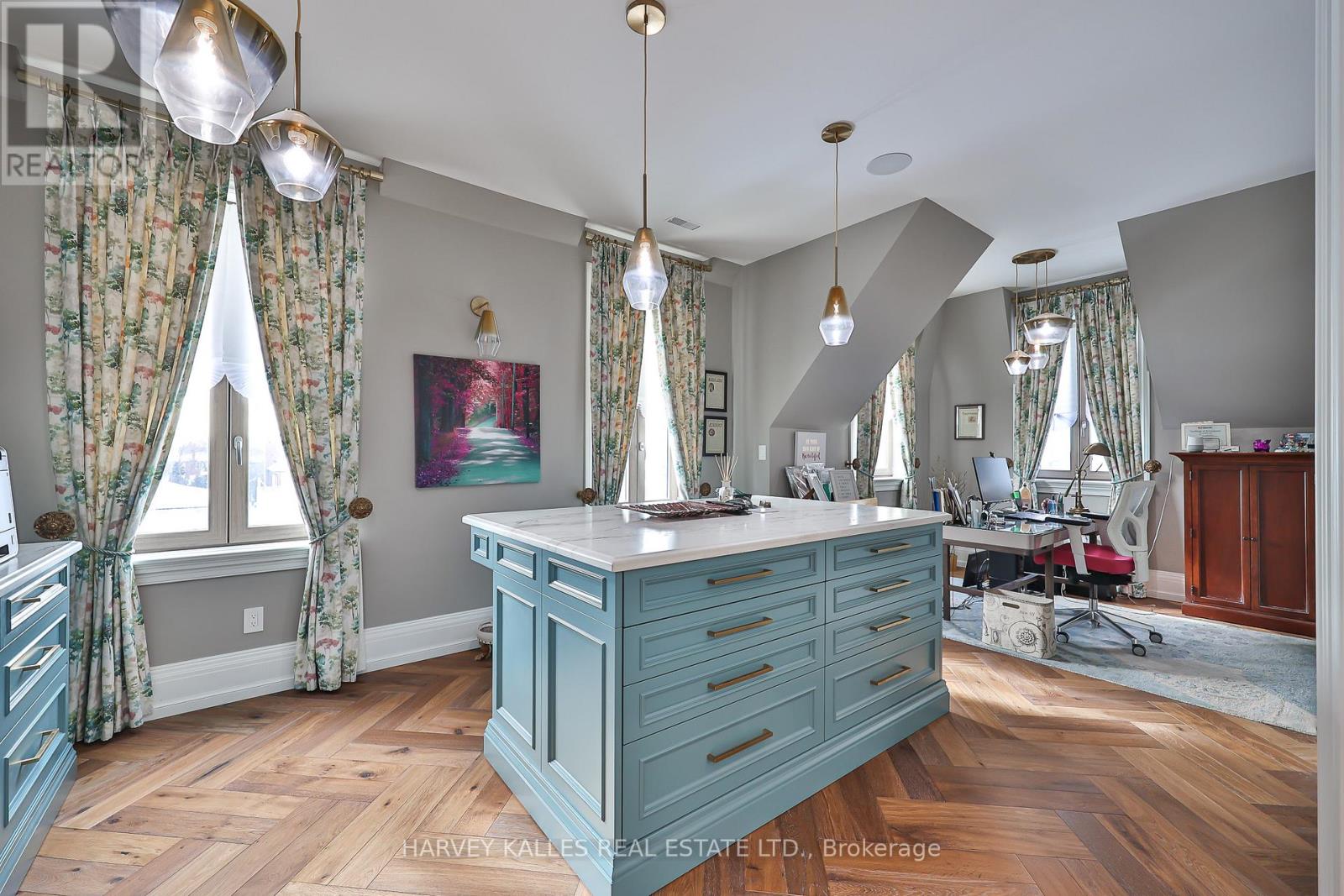 318 Maple Leaf Drive, Toronto (Maple Leaf), Ontario  M6L 1P6 - Photo 20 - W12760892