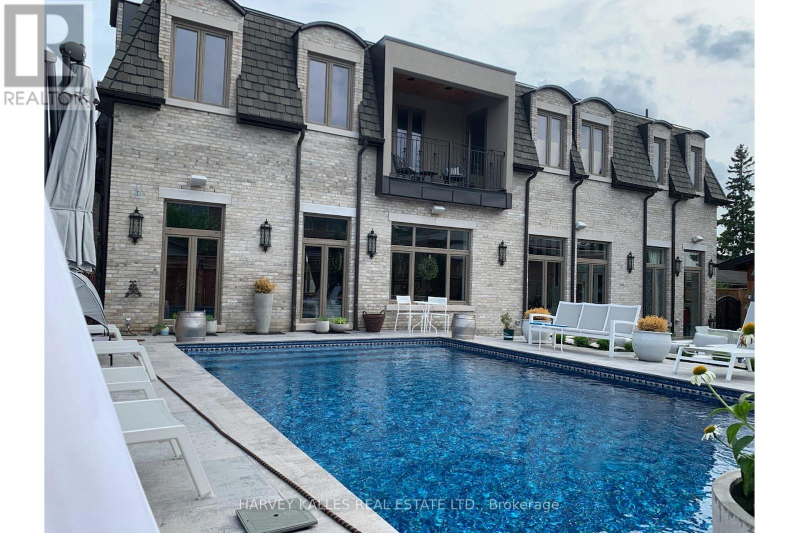 318 Maple Leaf Drive, Toronto (Maple Leaf), Ontario  M6L 1P6 - Photo 42 - W12760892