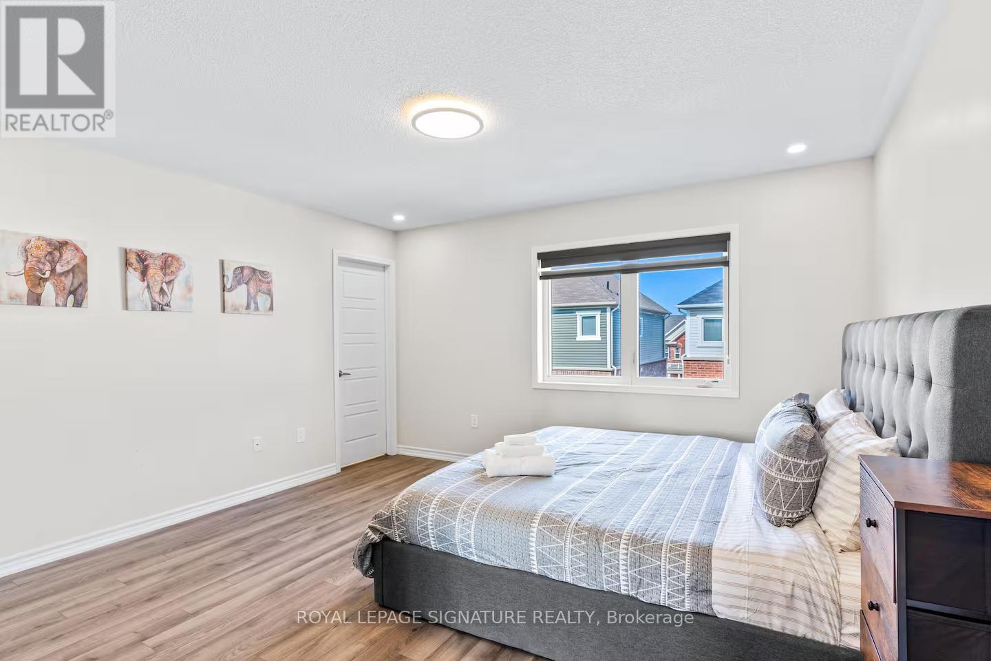 11 Eckford Lane, Brampton (Northwest Brampton), Ontario  L7A 4G8 - Photo 11 - W12760910