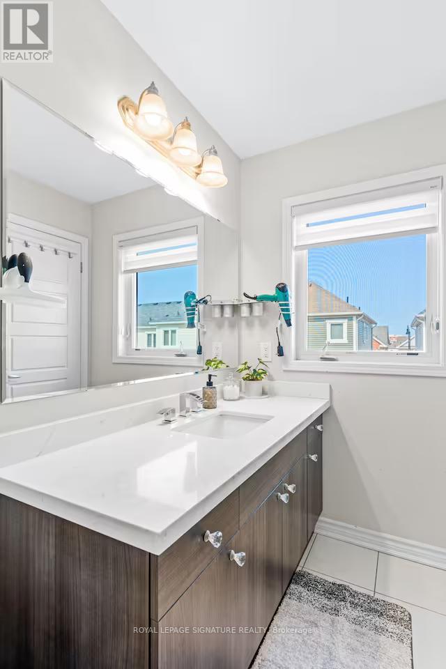 11 Eckford Lane, Brampton (Northwest Brampton), Ontario  L7A 4G8 - Photo 18 - W12760910