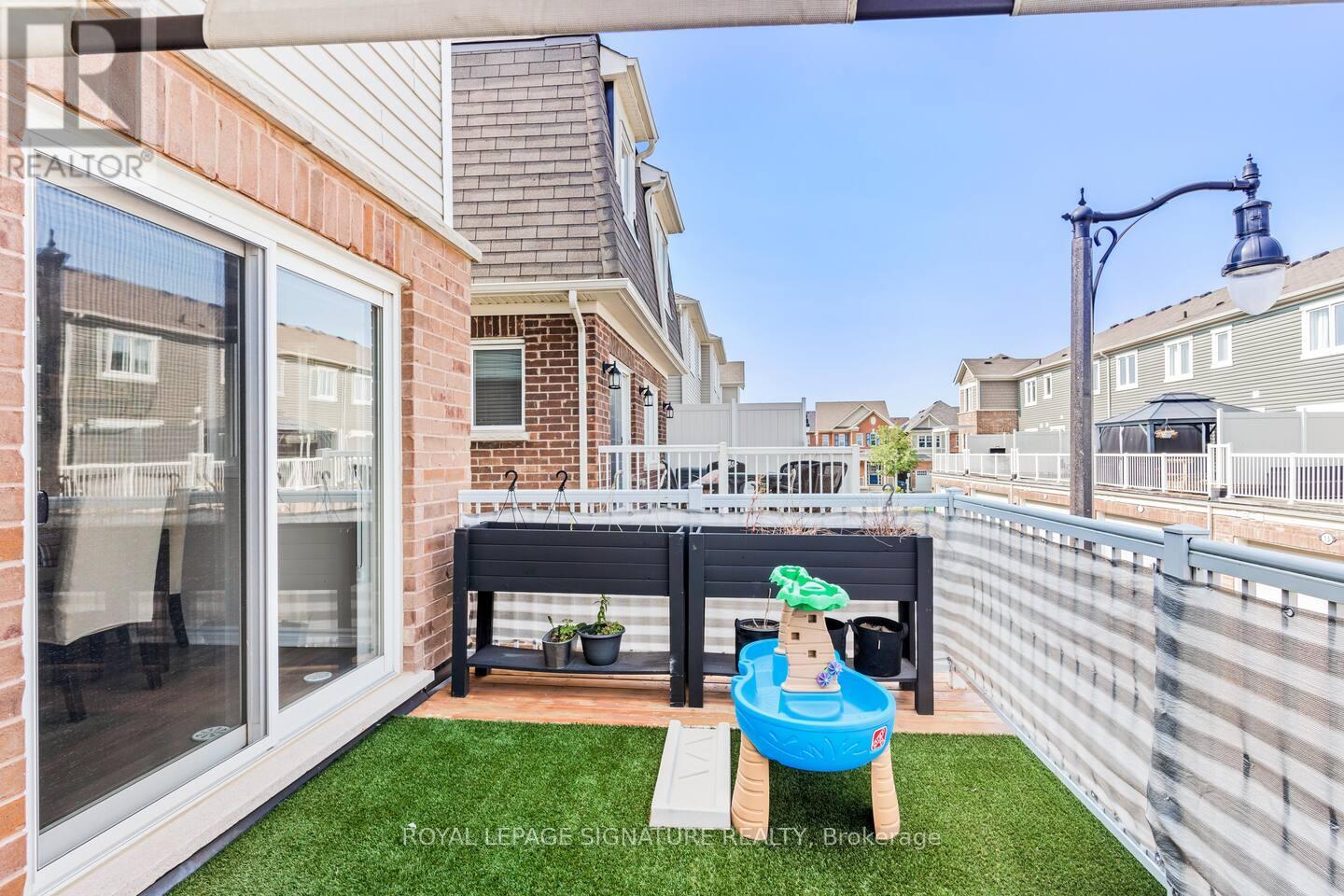 11 Eckford Lane, Brampton (Northwest Brampton), Ontario  L7A 4G8 - Photo 21 - W12760910