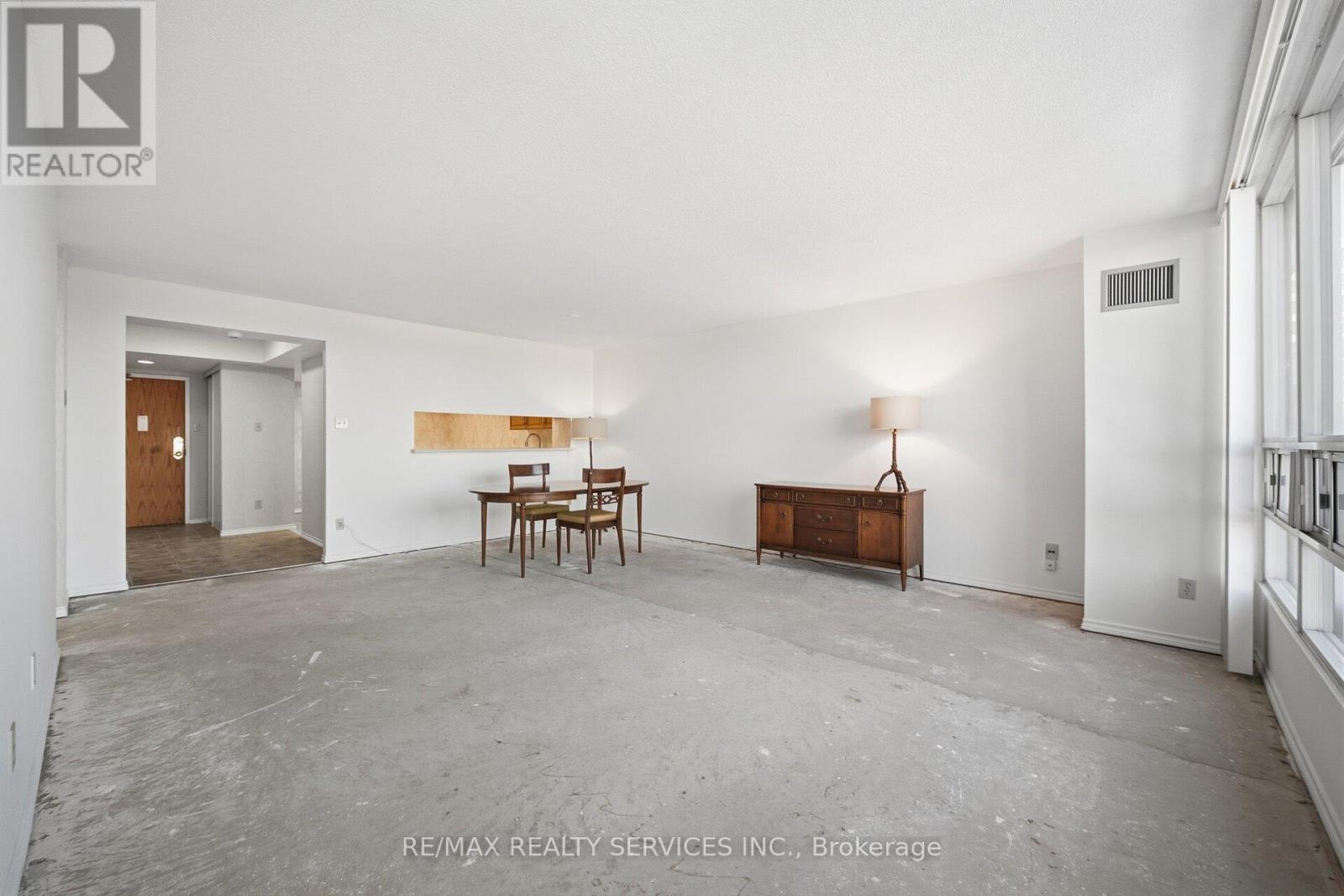 302 - 320 Mill Street S, Brampton, Ontario  L6Y 3V2 - Photo 15 - W12760920