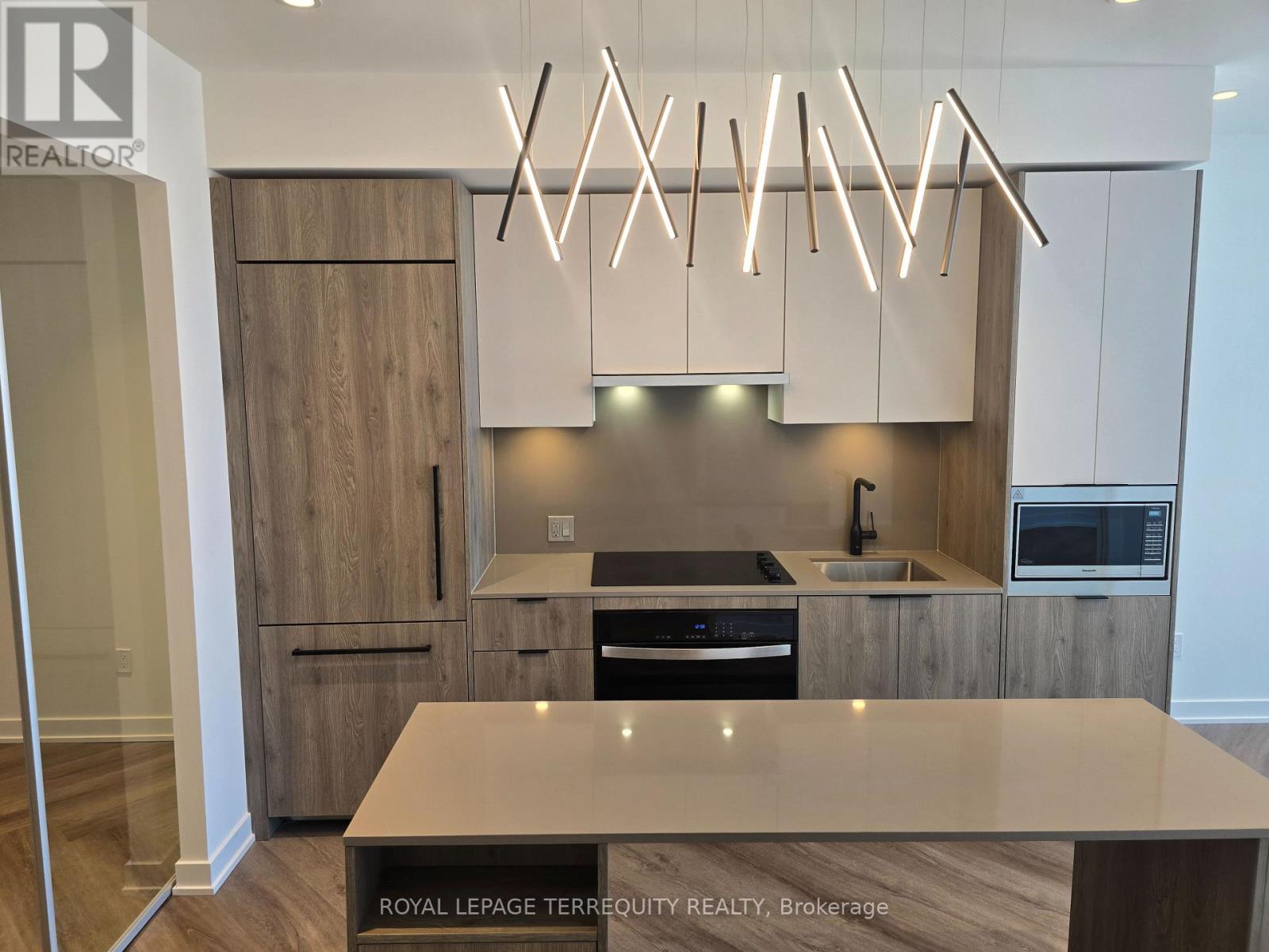 906 - 1007 The Queensway, Toronto (Islington-City Centre West), Ontario  M8Z 0H4 - Photo 5 - W12760934