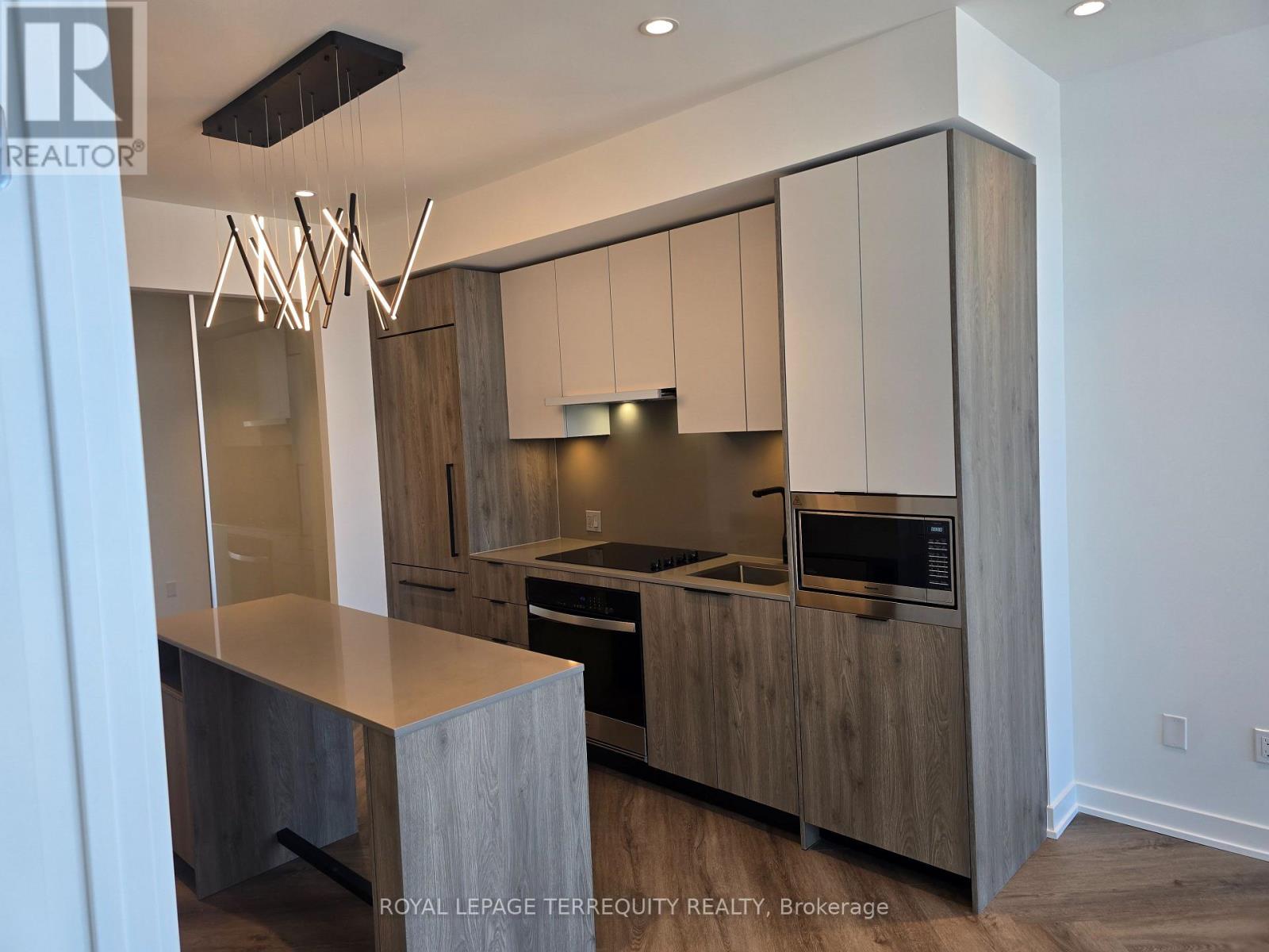 906 - 1007 The Queensway, Toronto (Islington-City Centre West), Ontario  M8Z 0H4 - Photo 7 - W12760934