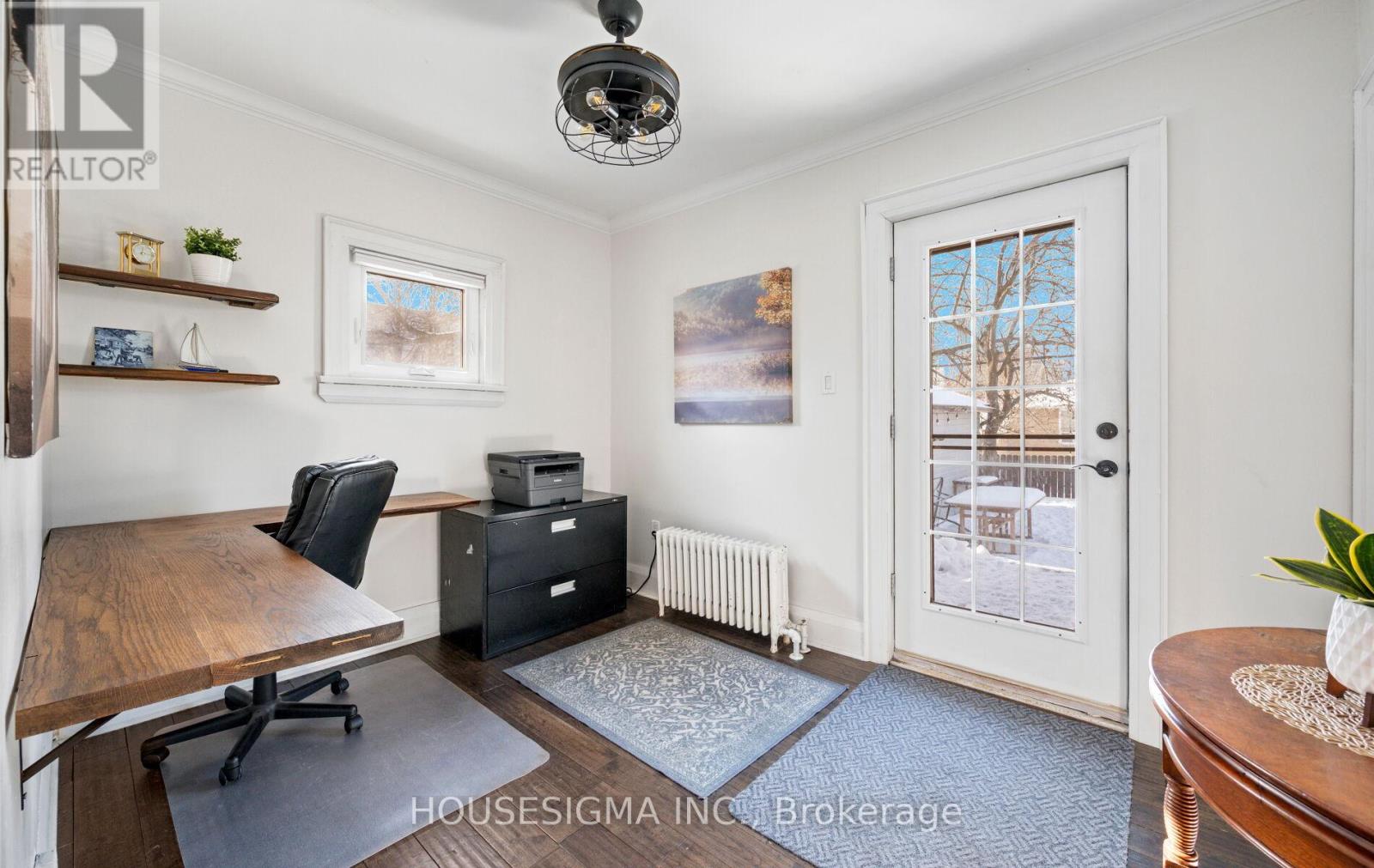 4 Parker Avenue, Toronto, Ontario  M8Z 4L5 - Photo 17 - W12760938