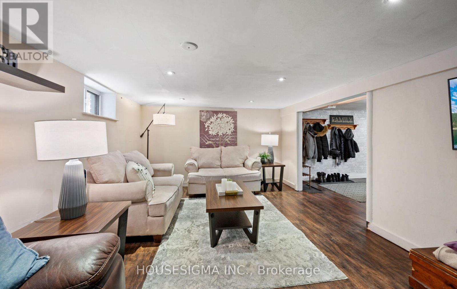 4 Parker Avenue, Toronto, Ontario  M8Z 4L5 - Photo 37 - W12760938