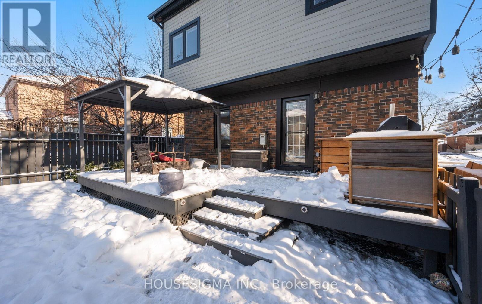 4 Parker Avenue, Toronto, Ontario  M8Z 4L5 - Photo 41 - W12760938