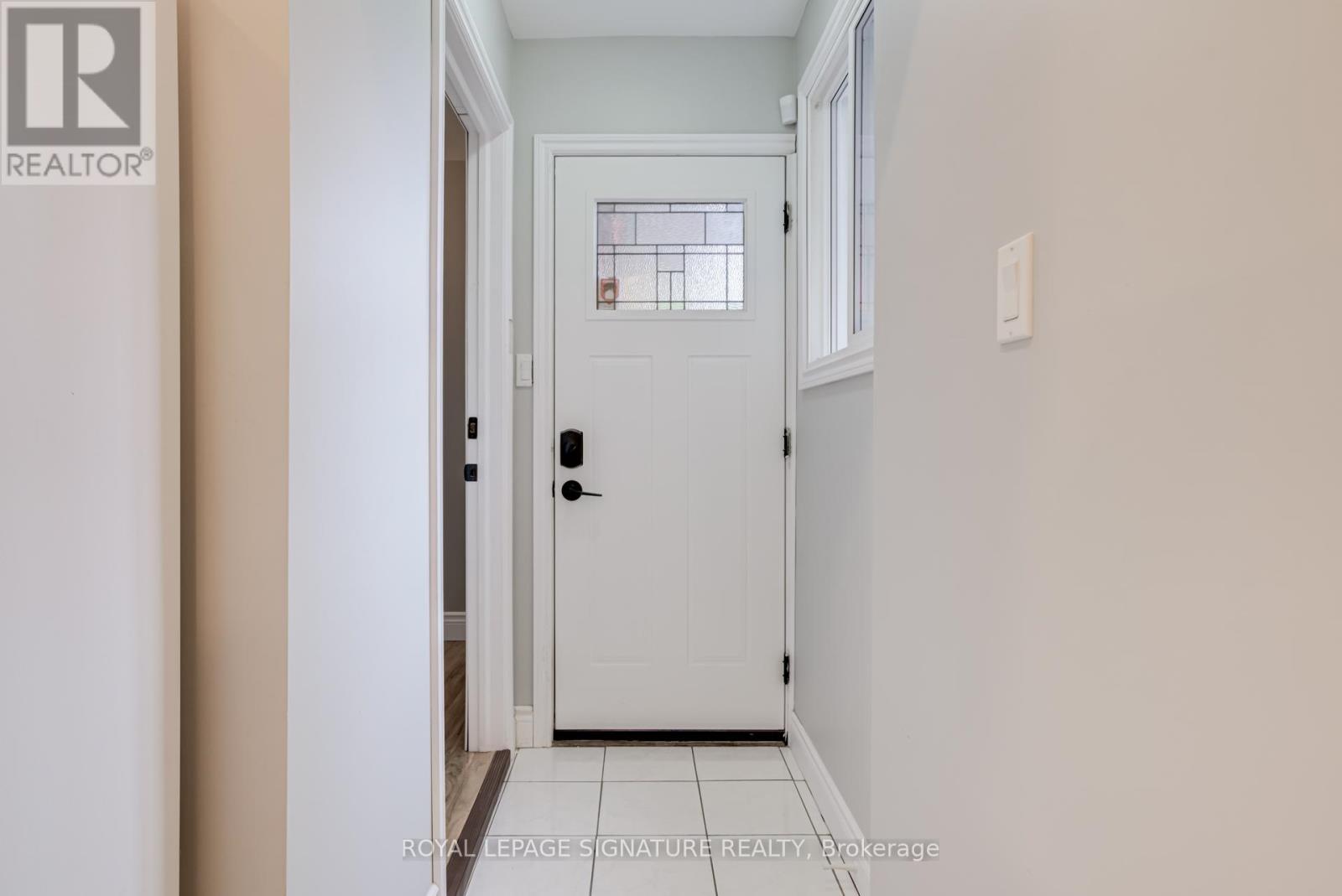 Main - 47 Harvey Street, Hamilton, Ontario  L8L 2L9 - Photo 3 - X12760816