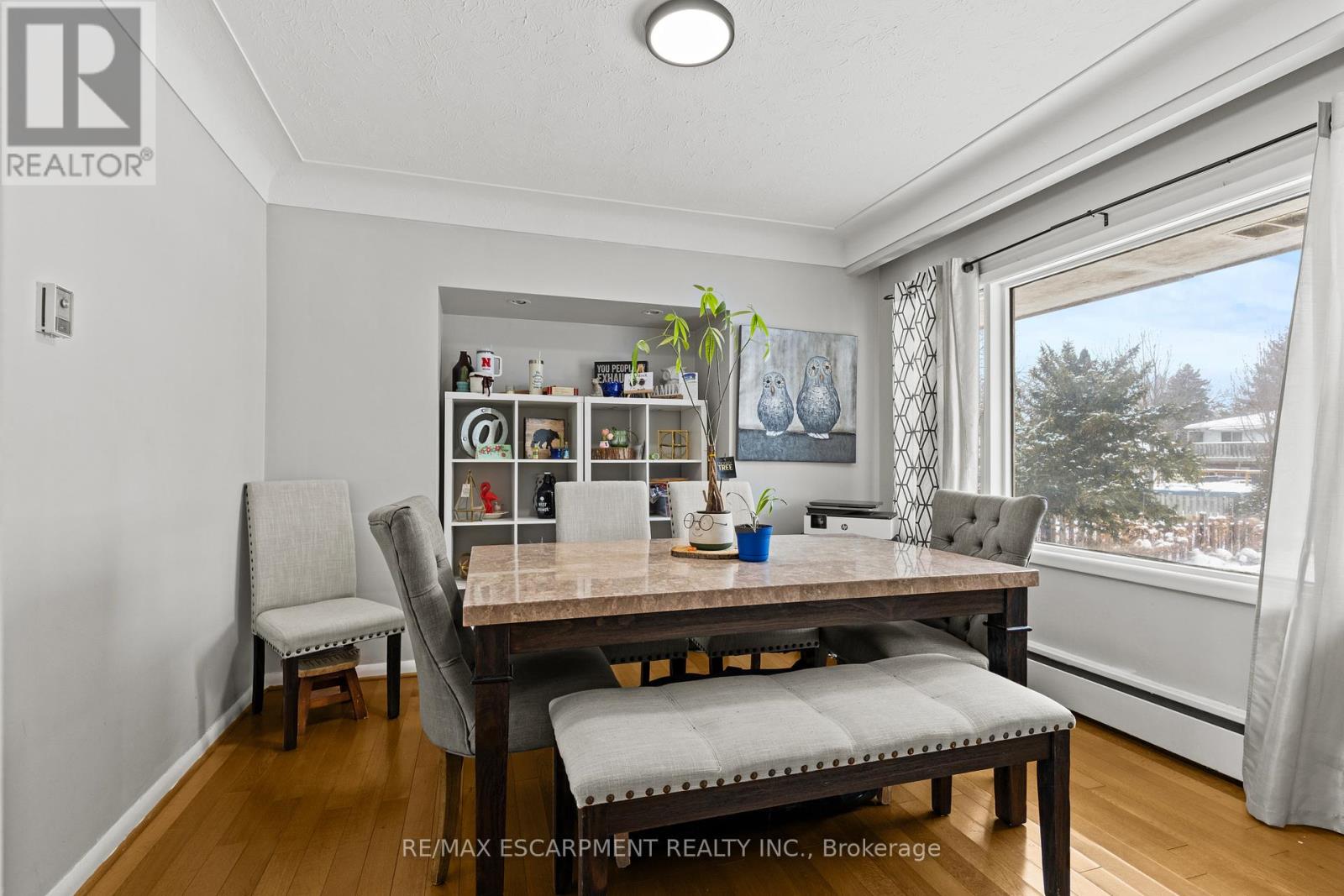 4 Mountview Avenue, Grimsby, Ontario  L3M 1V5 - Photo 4 - X12760846