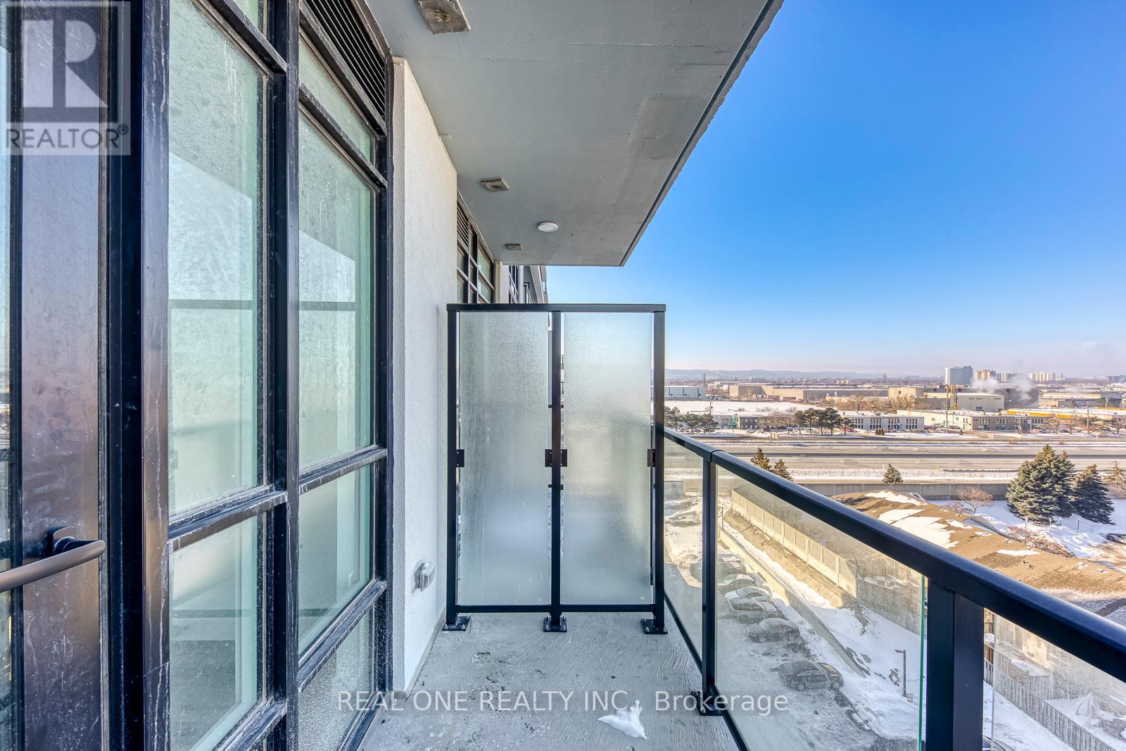 806 - 461 Green Road, Hamilton, Ontario  L8E 0L5 - Photo 17 - X12760878