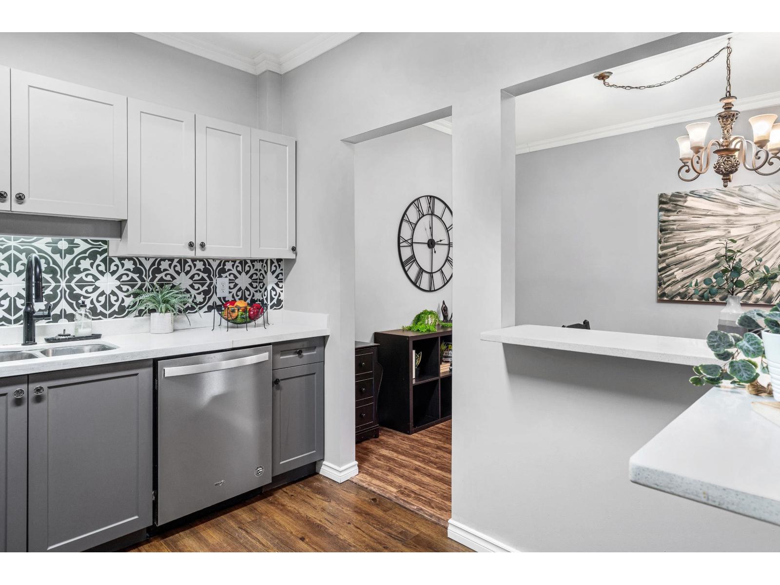 108 13918 72 Avenue, Surrey, British Columbia  V3W 0T4 - Photo 7 - R3084688