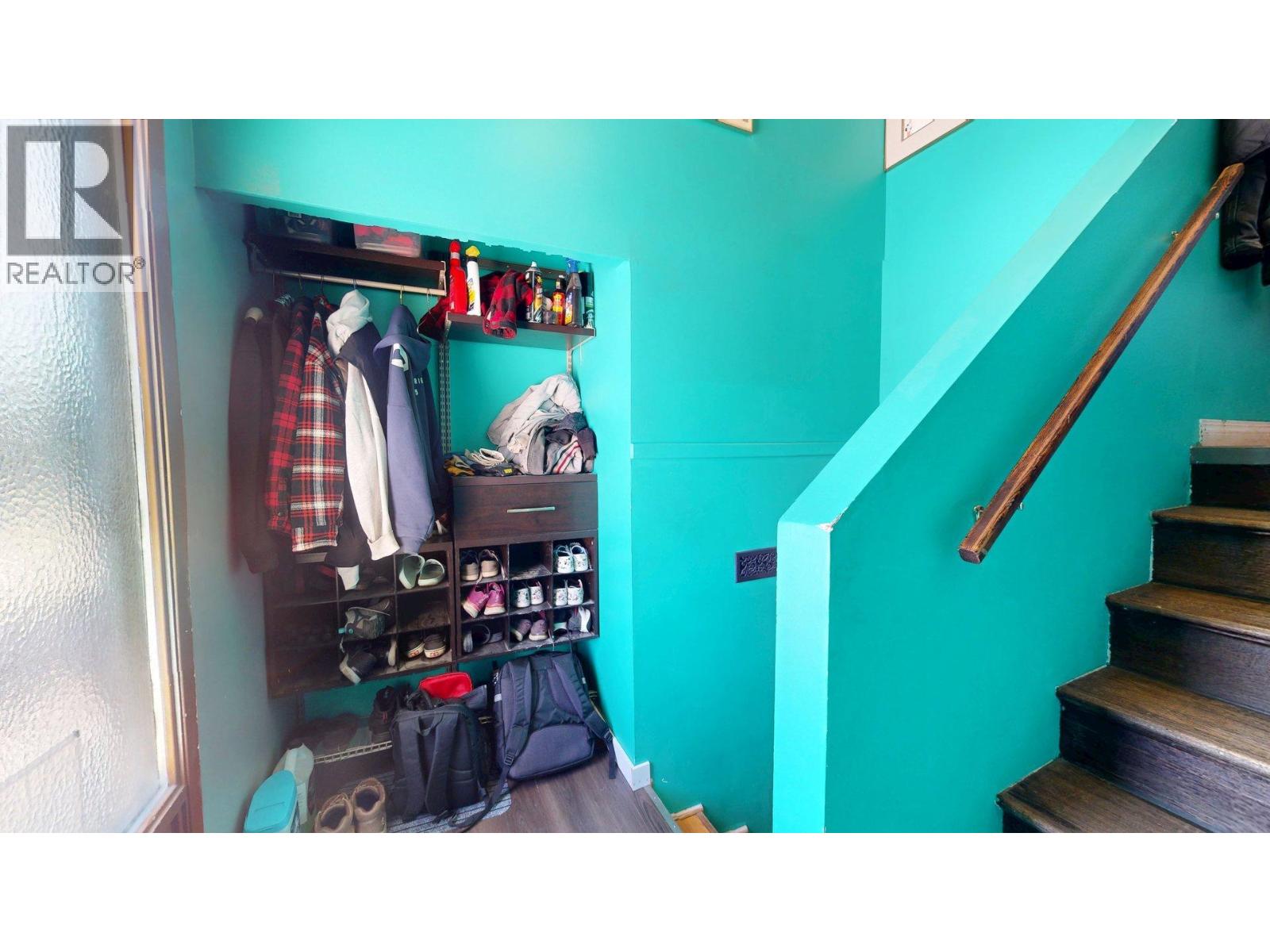 1315 Alpine Drive, Elkford, British Columbia  V0B 1H0 - Photo 28 - 10373048