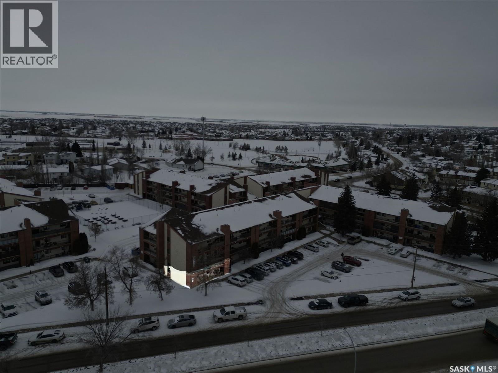 110 3302 33rd Street W, Saskatoon, Saskatchewan  S7L 6S5 - Photo 2 - SK027869