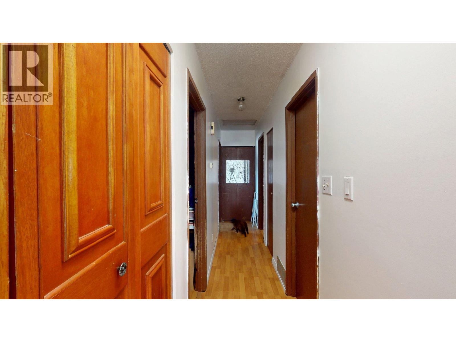 1315 Alpine Drive, Elkford, British Columbia  V0B 1H0 - Photo 16 - 10373048