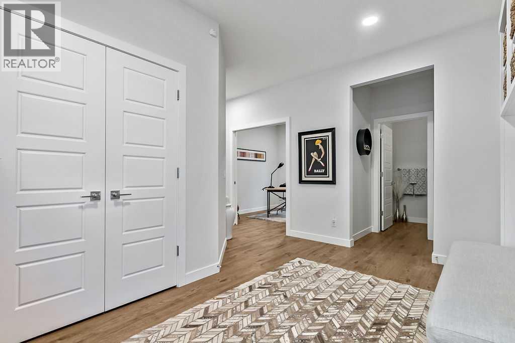 76 Larkspur Bend, Okotoks, Alberta  T1S 4E6 - Photo 3 - A2276714