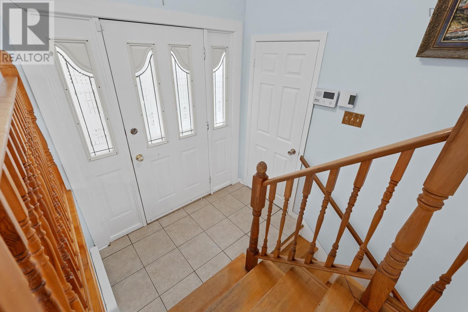 69 Deepwood Crescent, Halifax, Nova Scotia  B3M 2Y5 - Photo 3 - 202602175