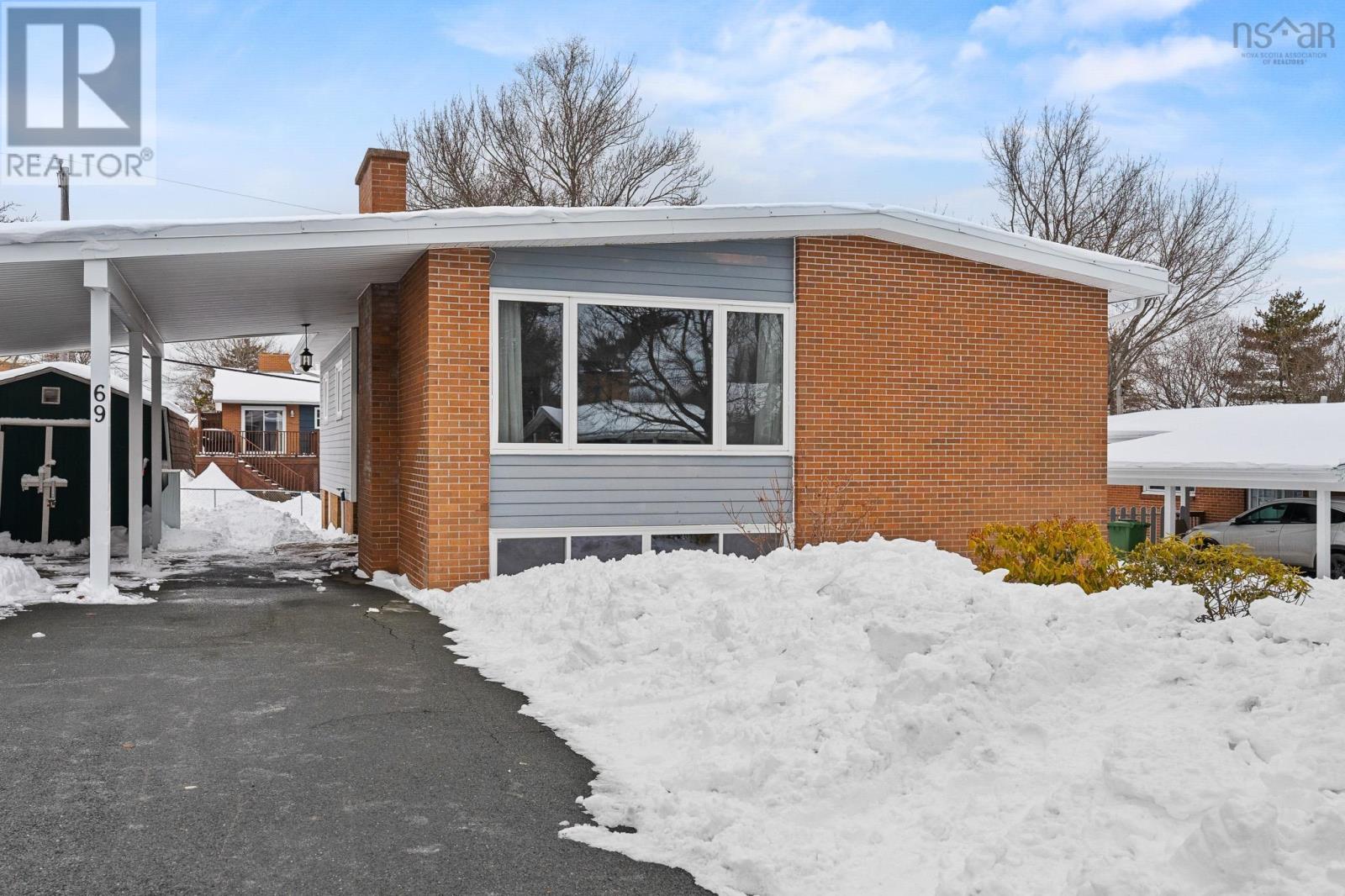 69 Deepwood Crescent, Halifax, Nova Scotia  B3M 2Y5 - Photo 2 - 202602175