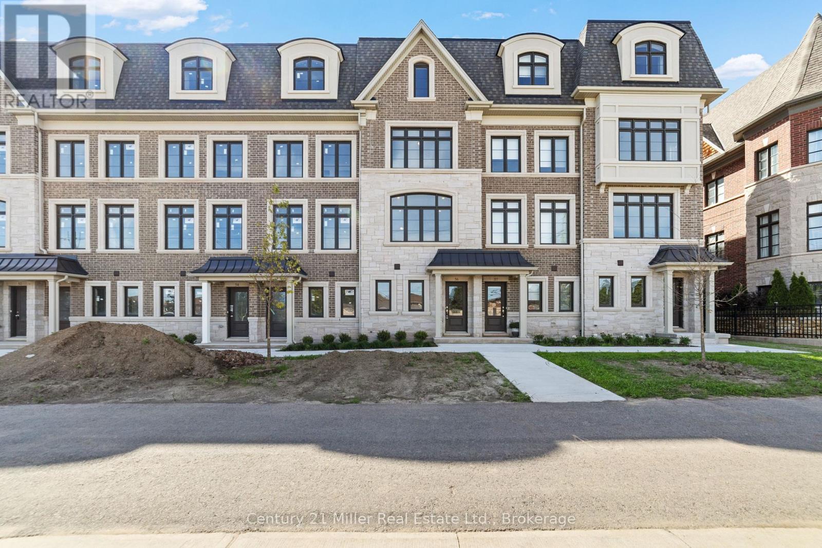 56 - 2150 TRAFALGAR ROAD, Oakville (RO River Oaks)