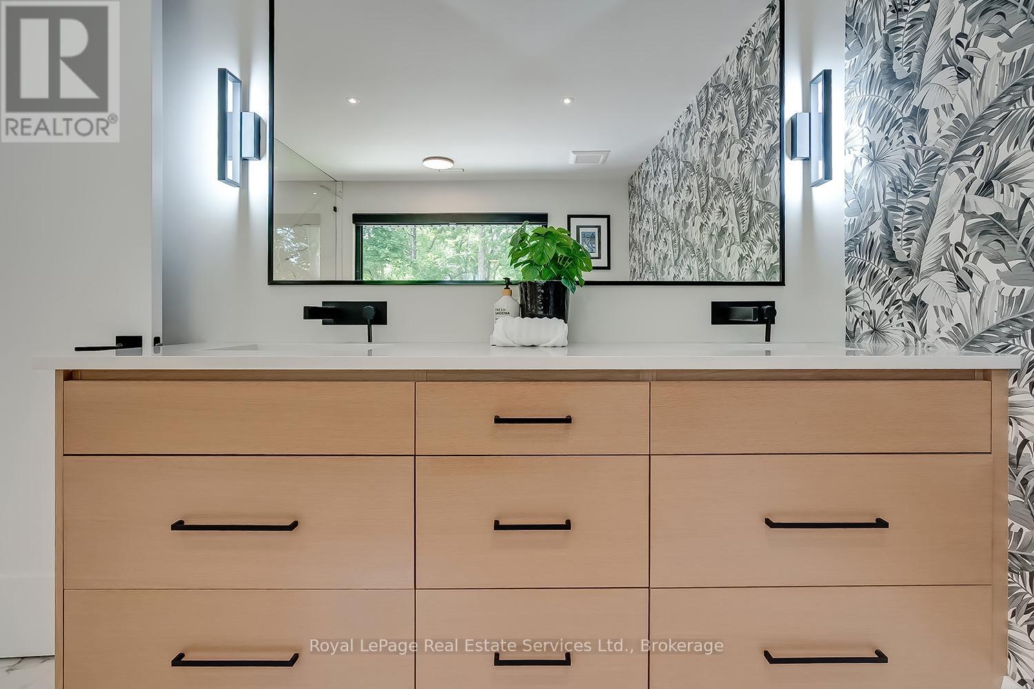 111 Judith Crescent, Hamilton (Ancaster), Ontario  L9G 1L3 - Photo 14 - X12761042