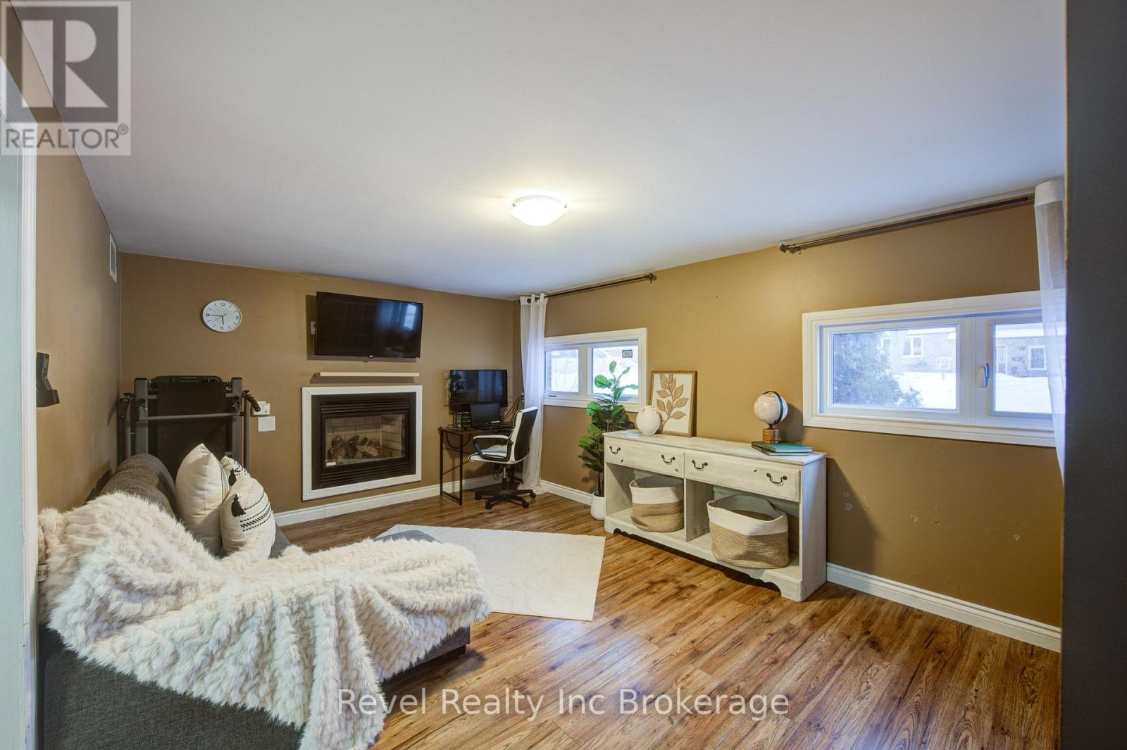 828 Warwick Street, Woodstock, Ontario  N4S 4R4 - Photo 25 - X12761000