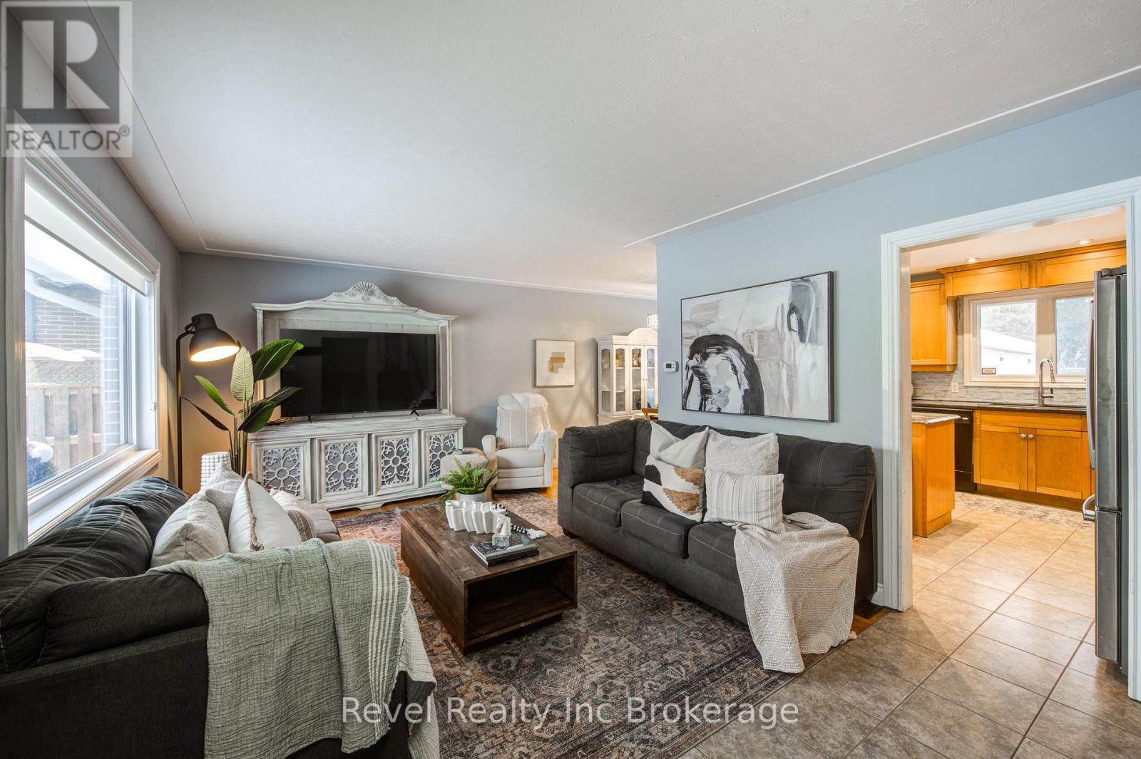 828 Warwick Street, Woodstock, Ontario  N4S 4R4 - Photo 5 - X12761000