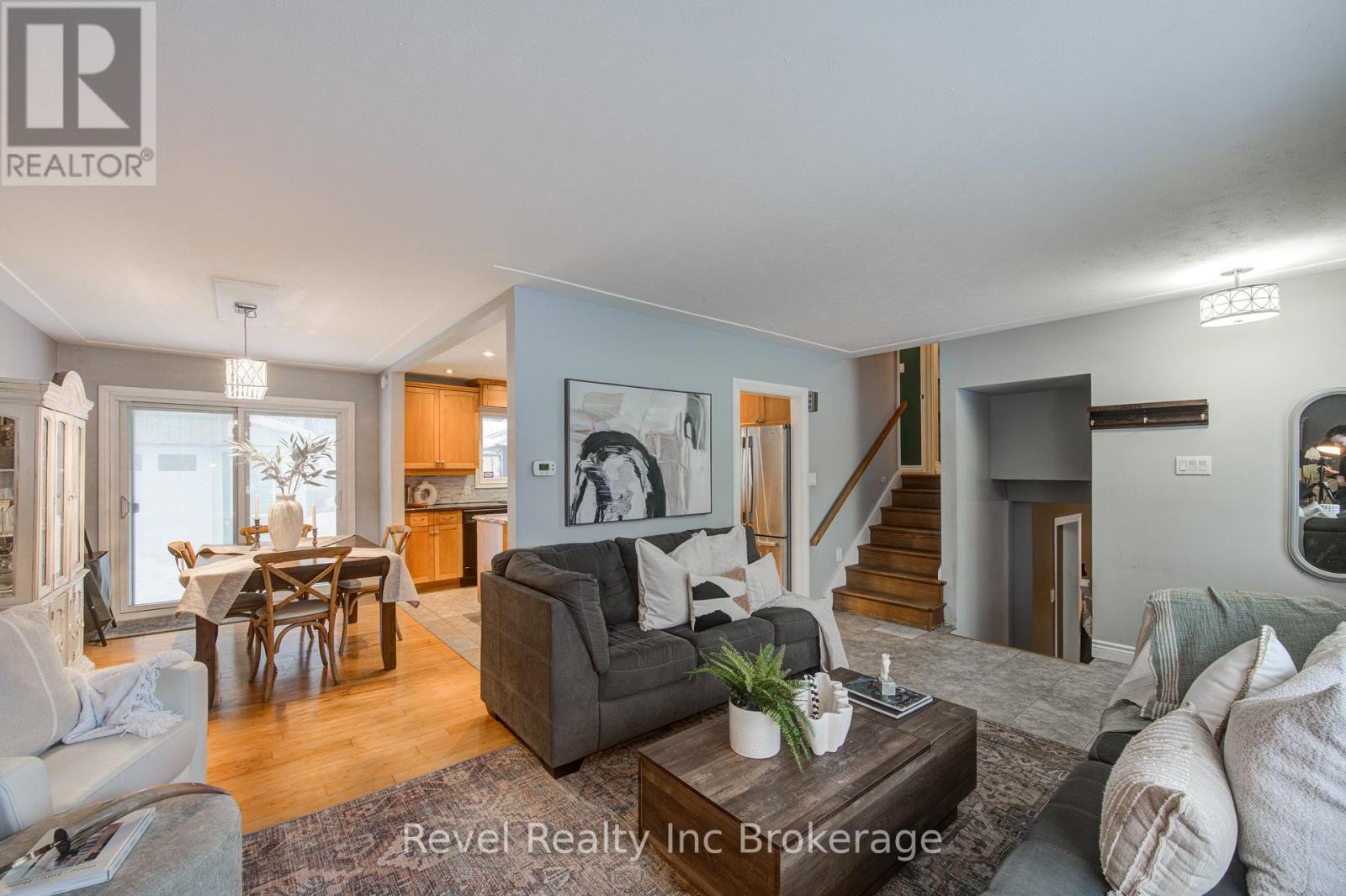 828 Warwick Street, Woodstock, Ontario  N4S 4R4 - Photo 8 - X12761000