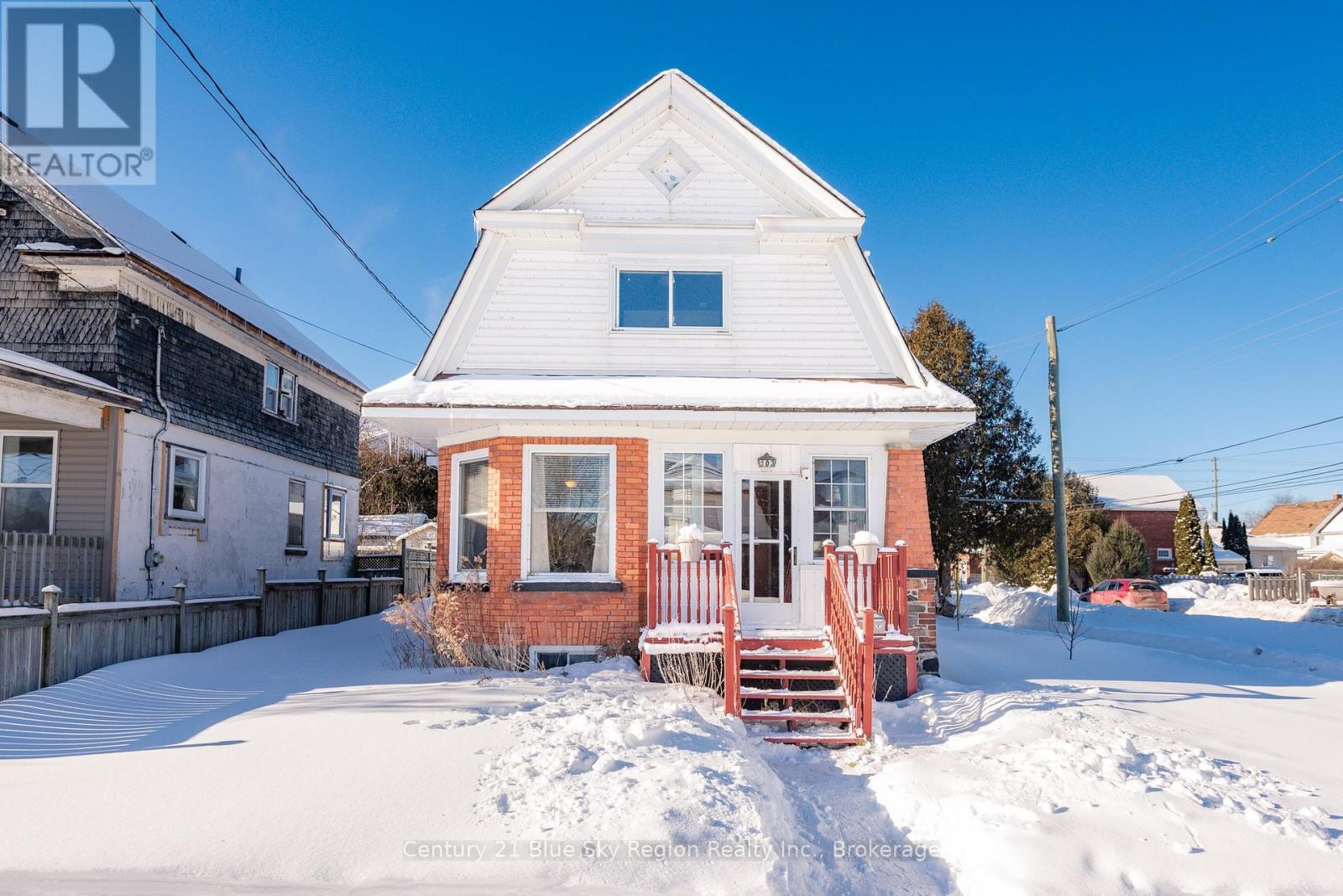 503 First Avenue E, North Bay (Central), Ontario  P1B 1K5 - Photo 2 - X12761052