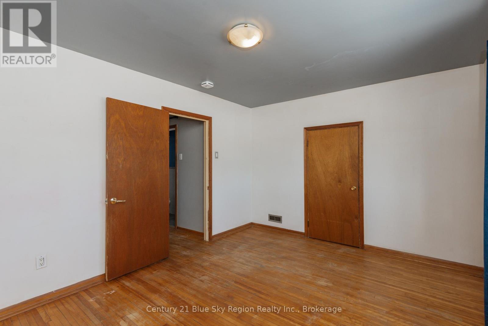 503 First Avenue E, North Bay (Central), Ontario  P1B 1K5 - Photo 33 - X12761052