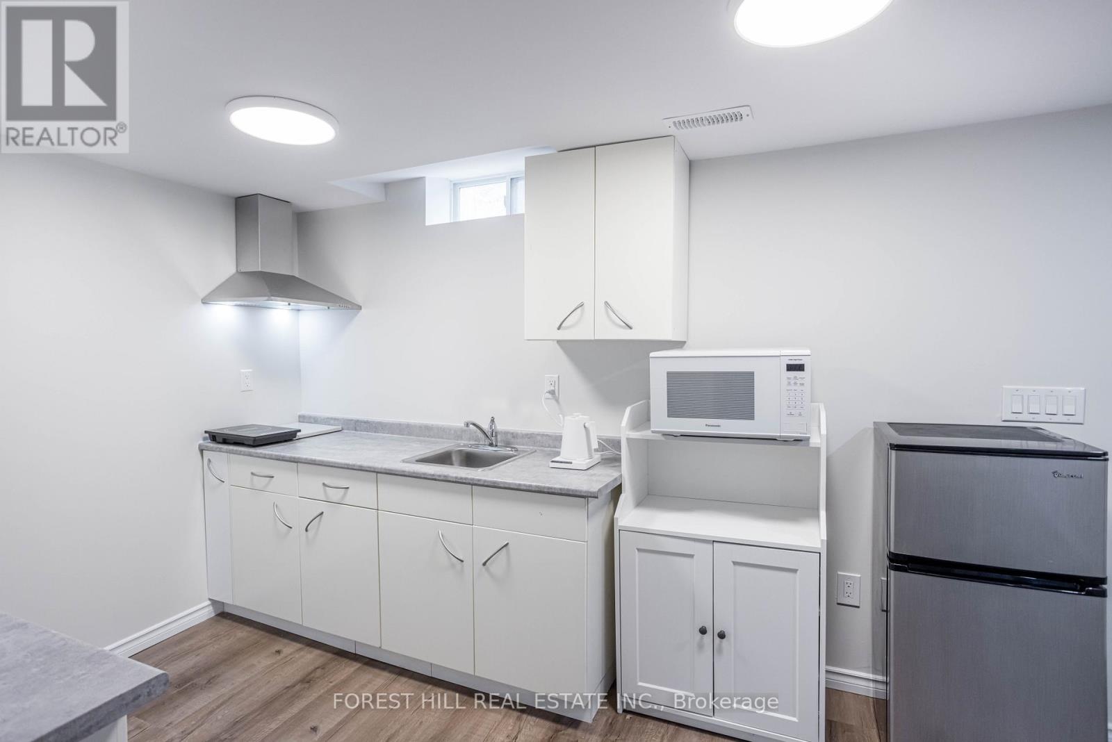 Lower A - 125 Brookmill Drive, Vaughan (Brownridge), Ontario  L4J 6L8 - Photo 5 - N12703950