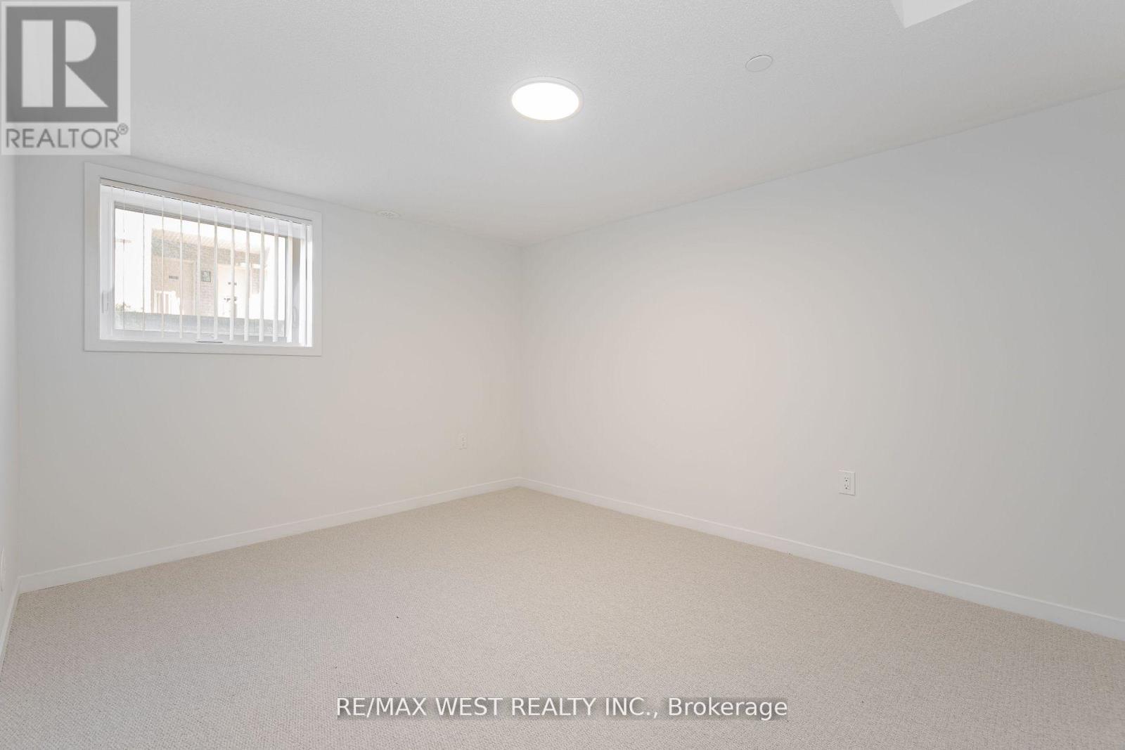 195 - 141 Honeycrisp Crescent, Vaughan (Concord), Ontario  L4K 5Z8 - Photo 21 - N12740042