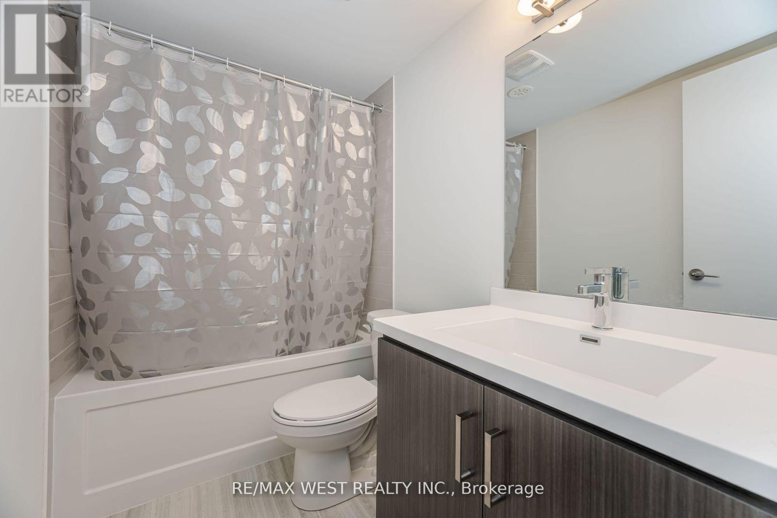 195 - 141 Honeycrisp Crescent, Vaughan (Concord), Ontario  L4K 5Z8 - Photo 23 - N12740042