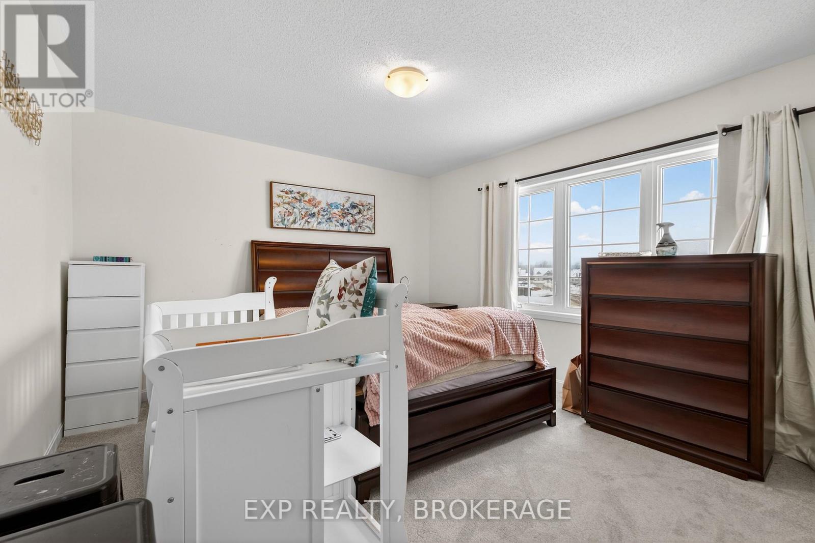 54 Oakmont Drive, Loyalist (Bath), Ontario  K0H 1G0 - Photo 16 - X12761026