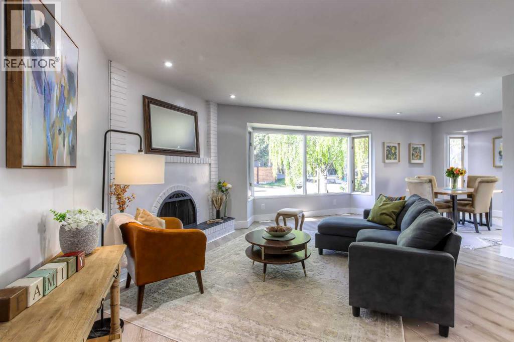 511 Cedarille Crescent Sw, Calgary, Alberta  T2W 2H6 - Photo 6 - A2263171