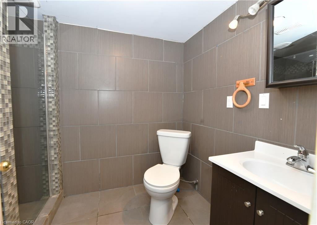 274 Wellington Street, St. Thomas, Ontario  N5R 2S8 - Photo 12 - 40800023