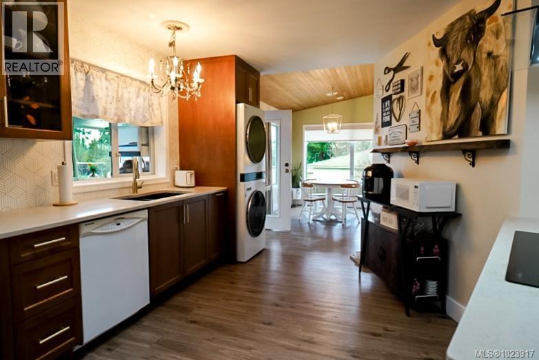 511 Panorama Pl, Parksville, British Columbia  V9P 1A4 - Photo 29 - 1023917