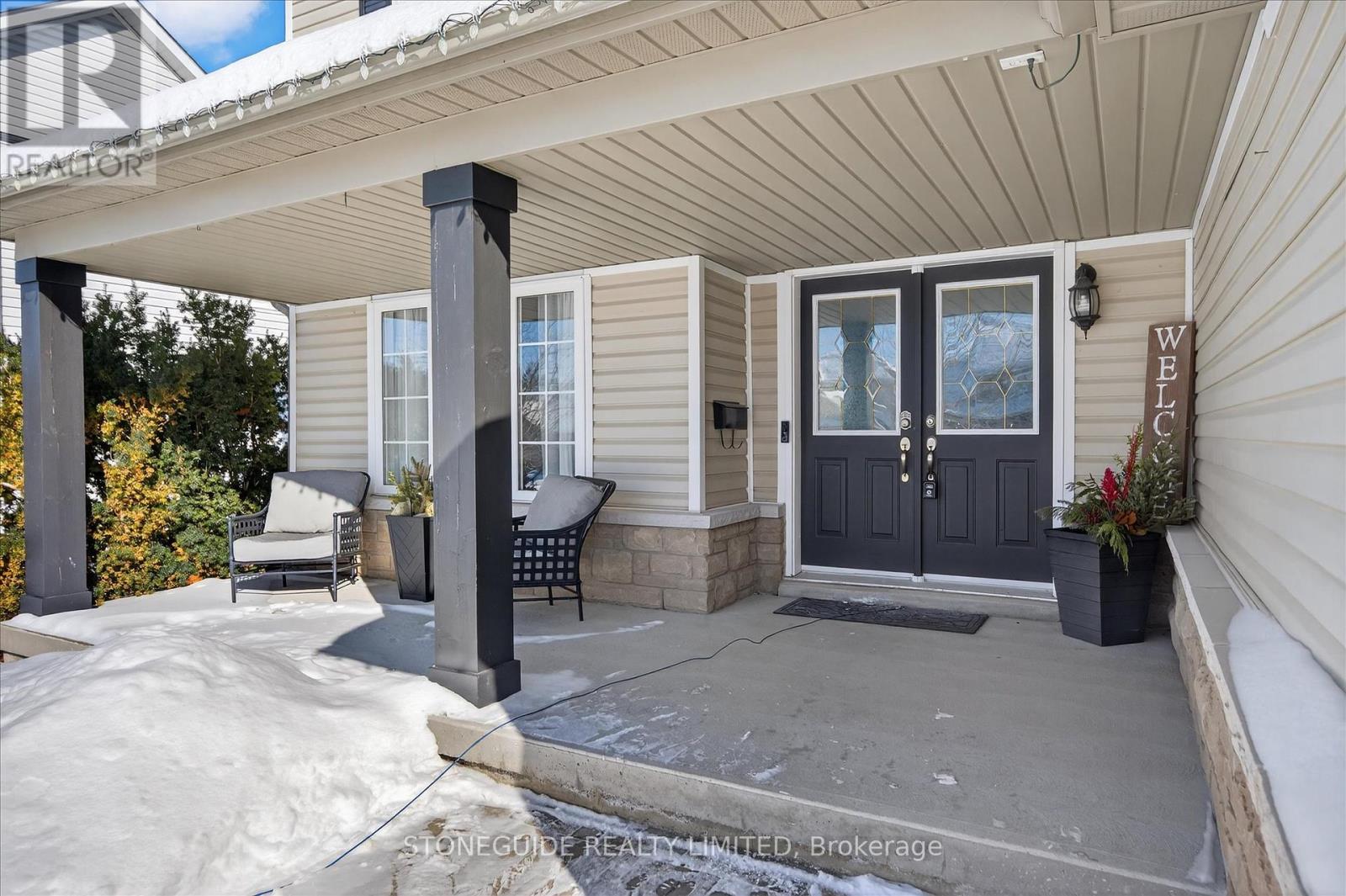 1726 Ravenwood Drive, Peterborough (Monaghan Ward 2), Ontario  K9K 2P6 - Photo 2 - X12761180