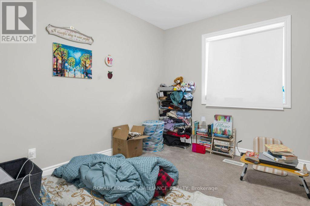 108 Ledgerock Court, Quinte West (Sidney Ward), Ontario  K8R 0A1 - Photo 22 - X12761228