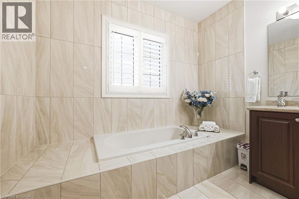 60 Golden Hawk Drive, Waterdown, Ontario  L8B 1W9 - Photo 25 - 40802602