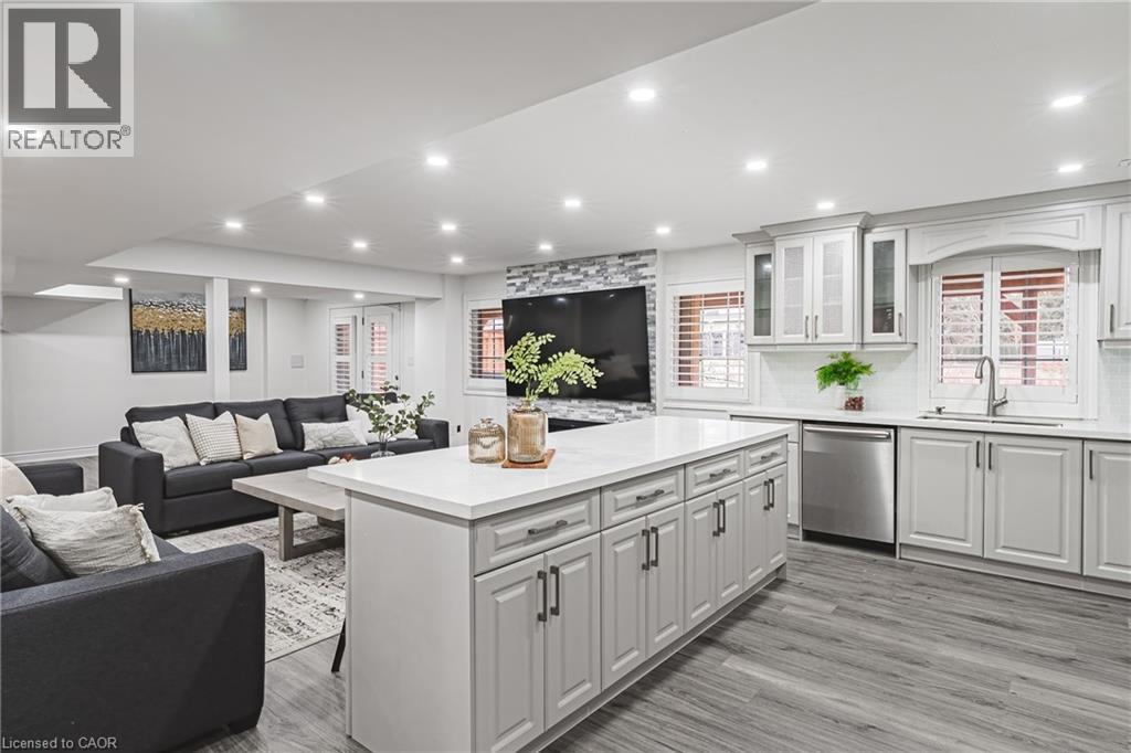 60 Golden Hawk Drive, Waterdown, Ontario  L8B 1W9 - Photo 38 - 40802602