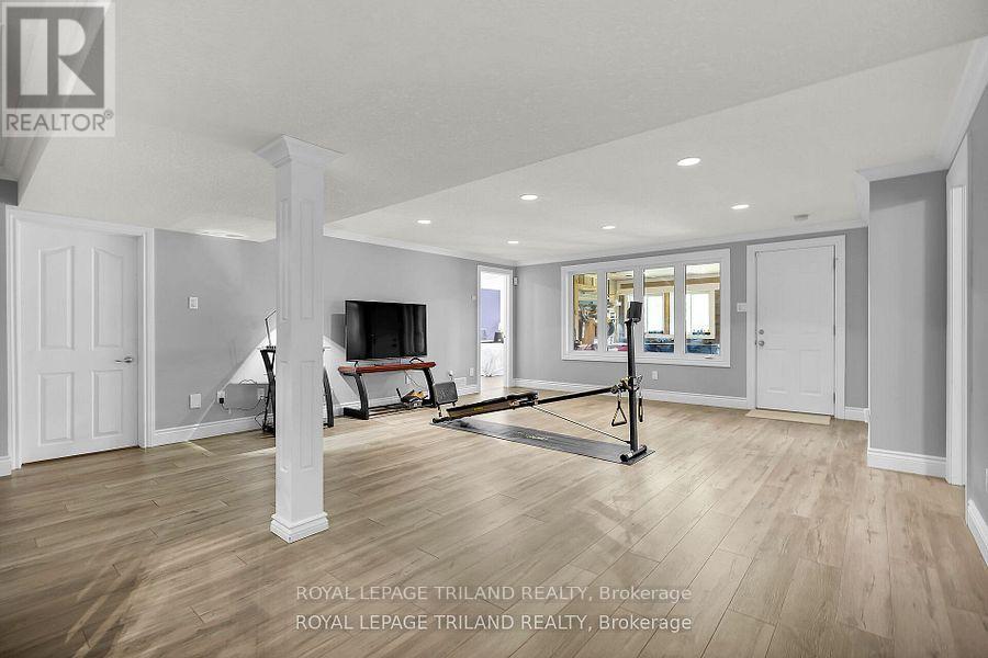 7119 Clayton Walk, London South, Ontario  N6P 1V3 - Photo 30 - X12761006