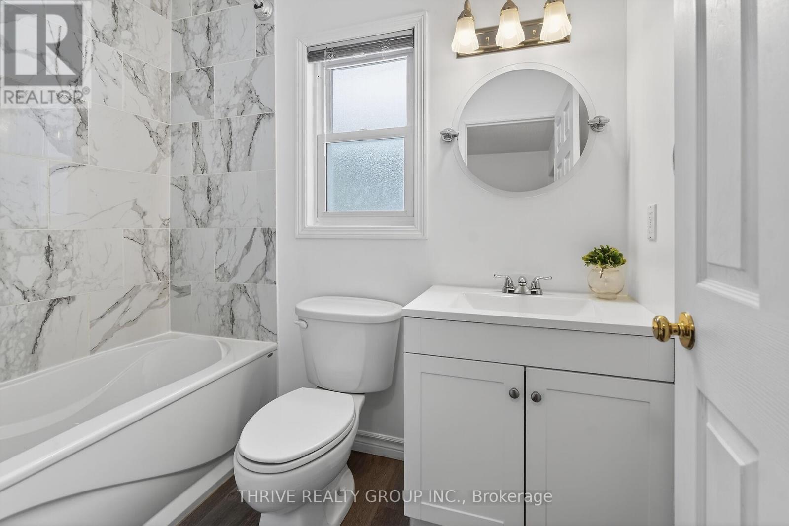 114 Parkview Drive, Strathroy-Caradoc, Ontario  N7G 4A3 - Photo 23 - X12761094