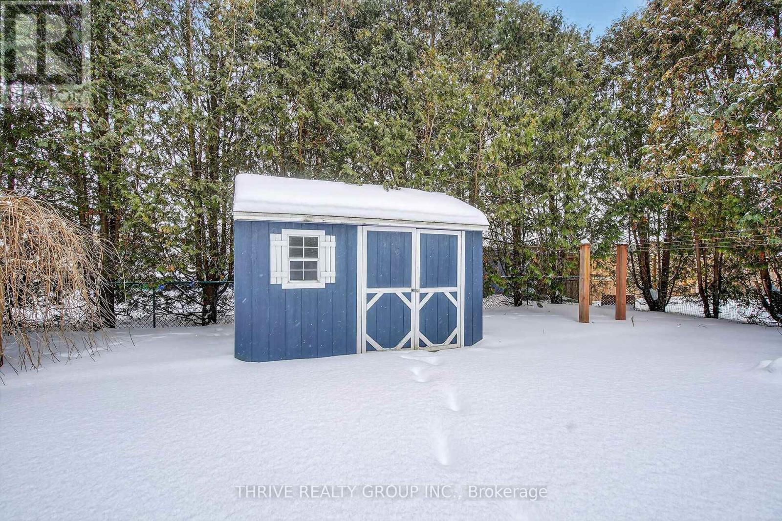 114 Parkview Drive, Strathroy-Caradoc, Ontario  N7G 4A3 - Photo 32 - X12761094