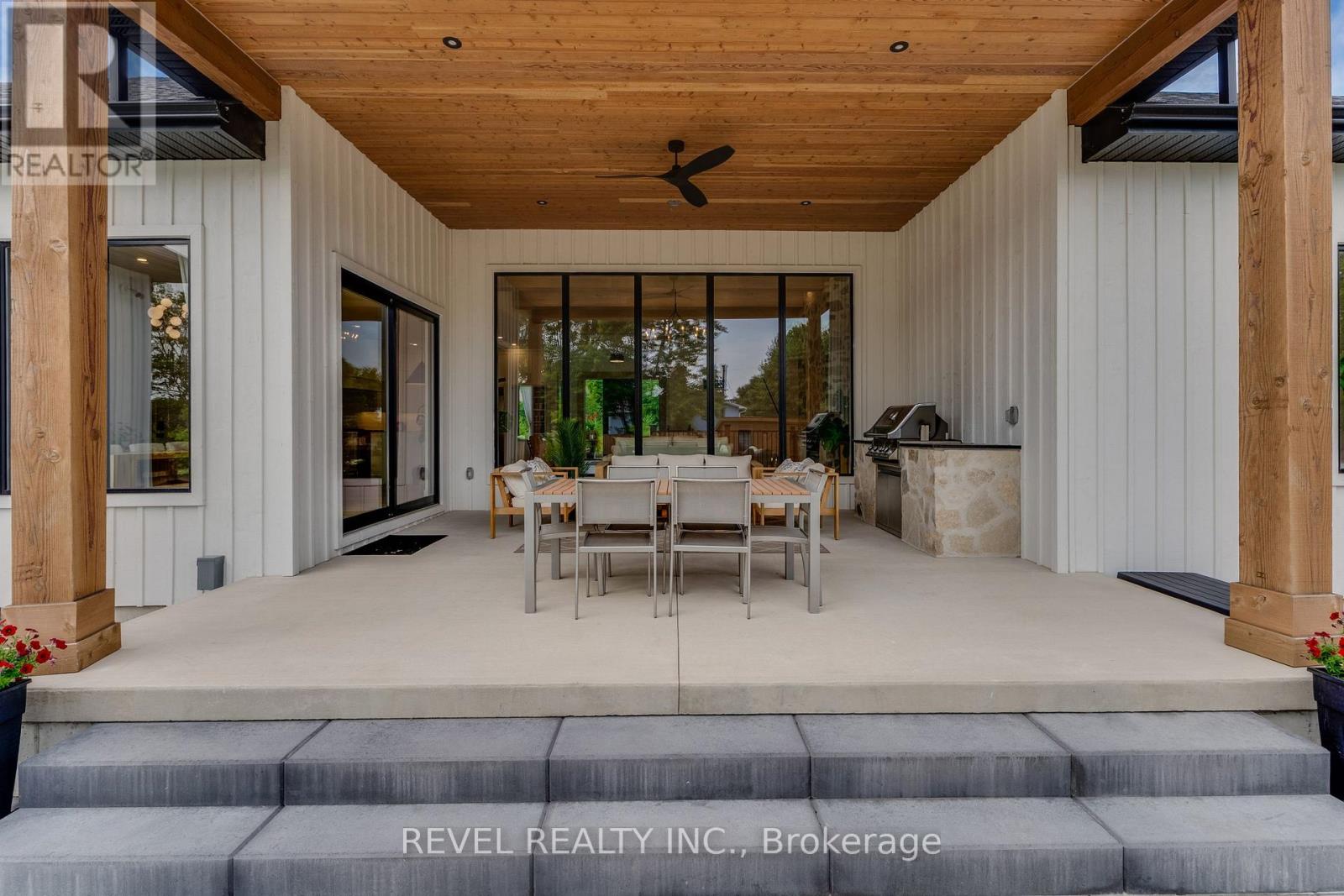 4678 Lobsinger Line, Wellesley, Ontario  N0K 1L0 - Photo 42 - X12702954