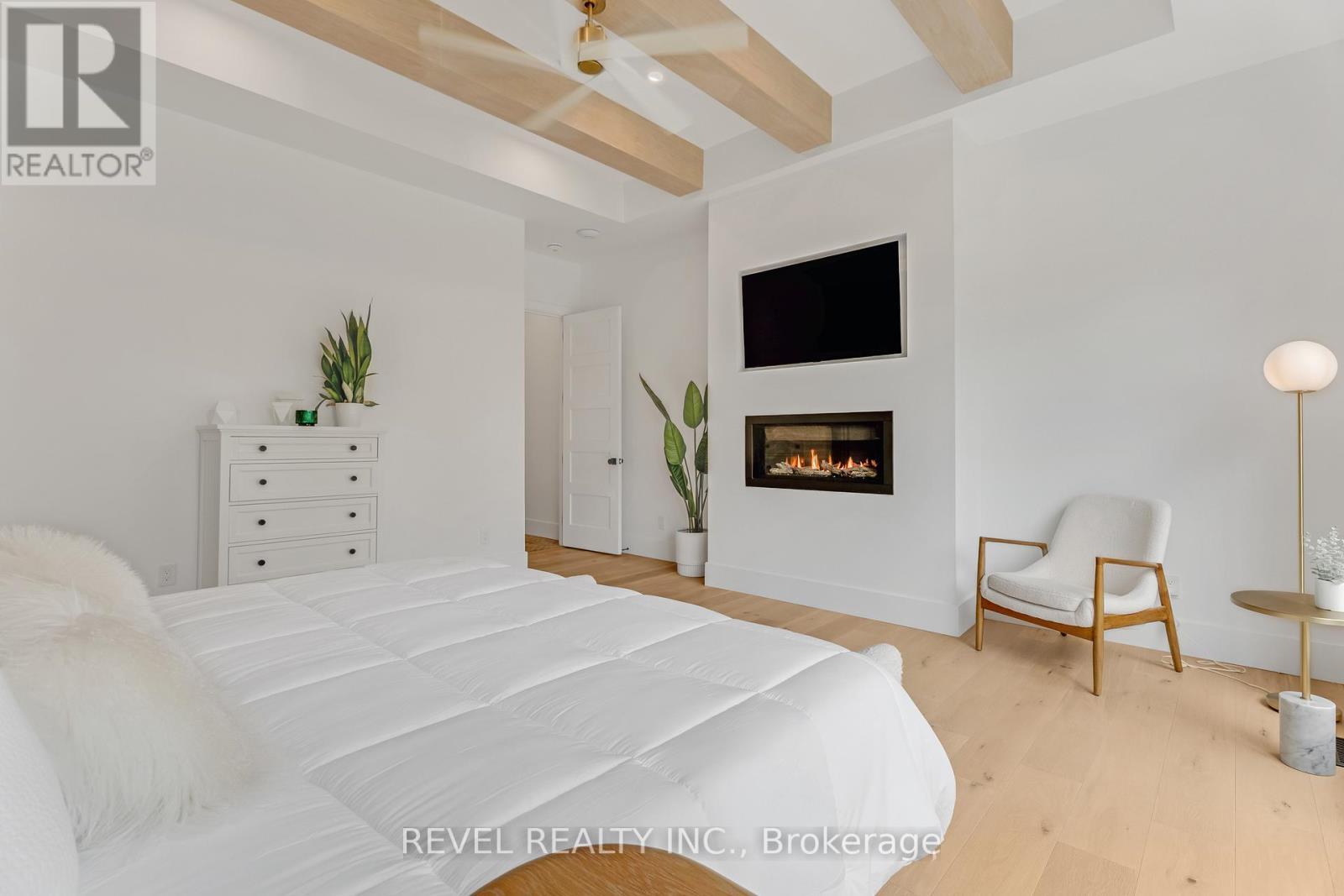 4678 Lobsinger Line, Wellesley, Ontario  N0K 1L0 - Photo 18 - X12702954