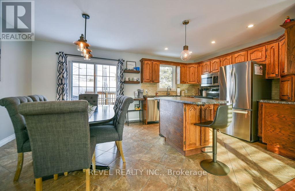 821 Rheaume Crescent, Timmins (Tnw - Riverpark), Ontario  P4N 7P4 - Photo 6 - T12760992