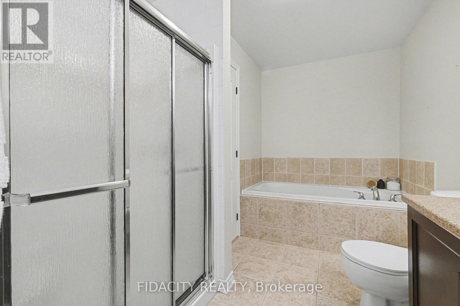 291 Horseshoe Crescent, Ottawa, Ontario  K2S 0B7 - Photo 18 - X12761164